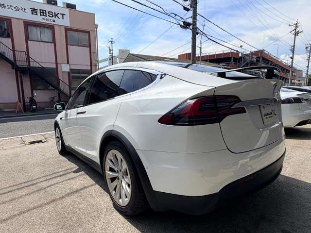 テスラ モデルＸ ＲＡＶＥＮスタンダードレンジ ７人乗リ ＦＳＤ R2年 (東海) 99