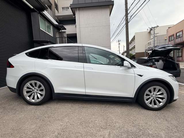 テスラ モデルＸ ９０Ｄ 白内装 H29年 (東海) 99