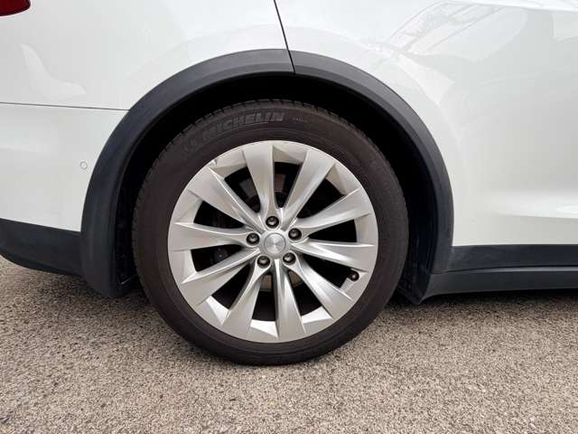 テスラ モデルＸ ９０Ｄ 白内装 H29年 (東海) 99