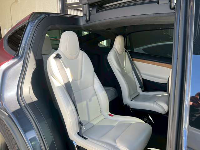 テスラ モデルＸ ＲＡＶＥＮロングレンジプラス ６人乗リ R2年 (東海) 99