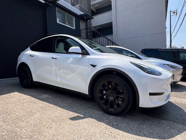 テスラ モデルＹ ＲＷＤ 白内装 純正２０インチＡＷ R4年 (東海) 99