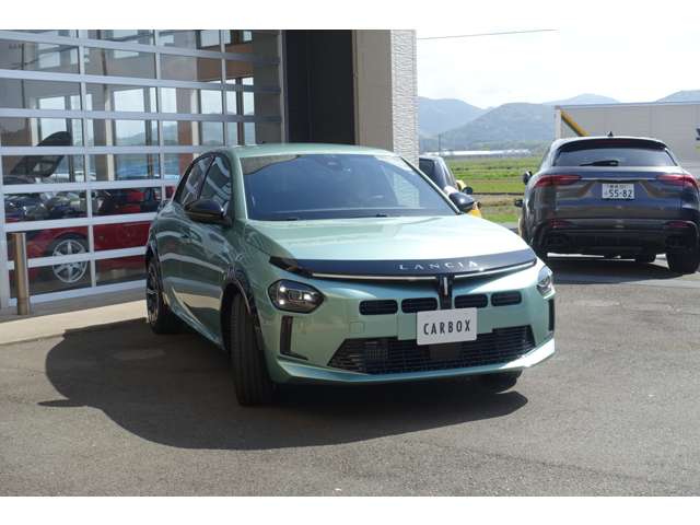 ランチア イプシロン ＬＸ １．２ ＩＢＲＩＤＥ R7年 (東海) 99