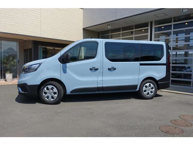 ルノー トラフィック ＣＯＭＢＩ R5年 (東海) 99