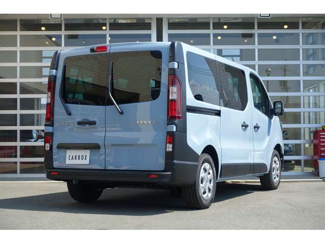 ルノー トラフィック ＣＯＭＢＩ R5年 (東海) 99