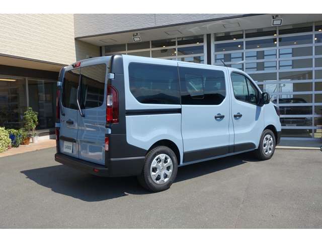 ルノー トラフィック ＣＯＭＢＩ R5年 (東海) 99