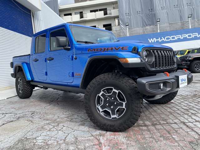 ジープ グラディエーター 新車 モハベ R3年 (東海) 99