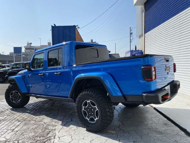 ジープ グラディエーター 新車 モハベ R3年 (東海) 99
