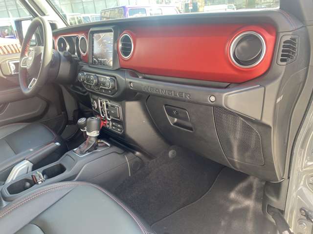 ジープ ラングラー ルビコン 新車 ３．６Ｌ R5年 (東海) 99