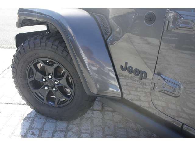 ジープ グラディエーター 新車 R3年 (東海) 99