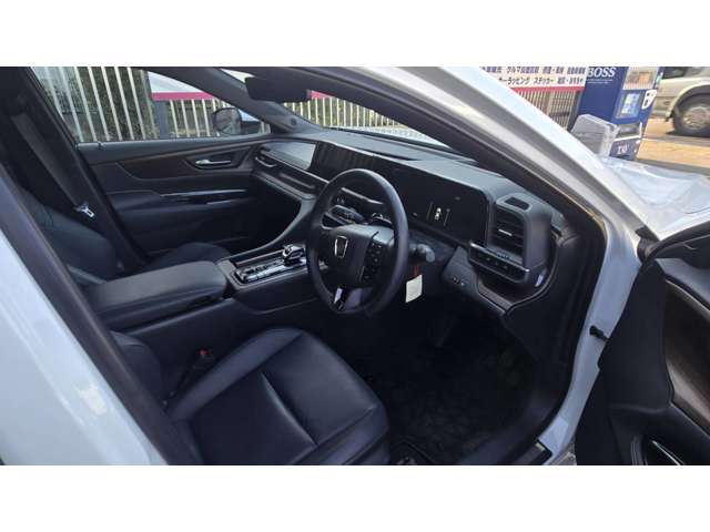 トヨタ クラウン ２．５ Ｚ ハイブリッド車 R6年 (東海) 99