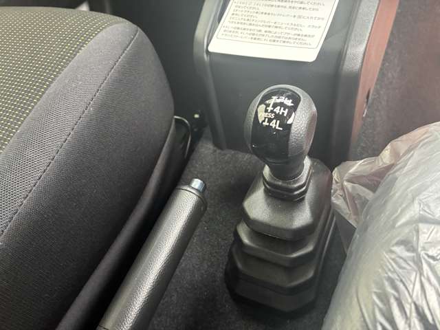 スズキ ジムニー ６６０ ＸＣ ４ＷＤ R7年 (近畿) 99