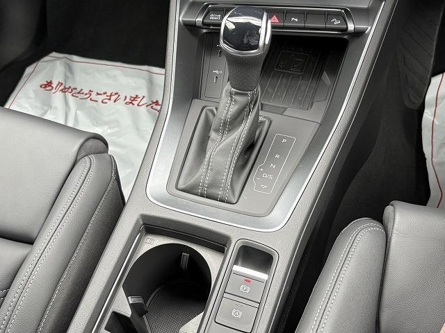 アウディ Ｑ３ ３５　ＴＦＳＩ　Ｓライン R7年 (近畿) 99