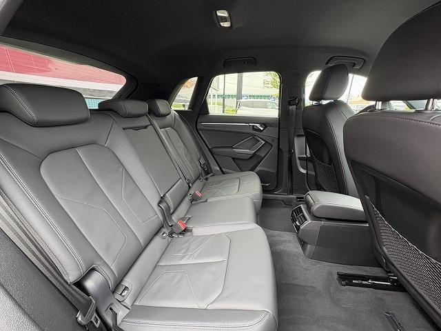 アウディ Ｑ３ ３５　ＴＦＳＩ　Ｓライン R7年 (近畿) 99