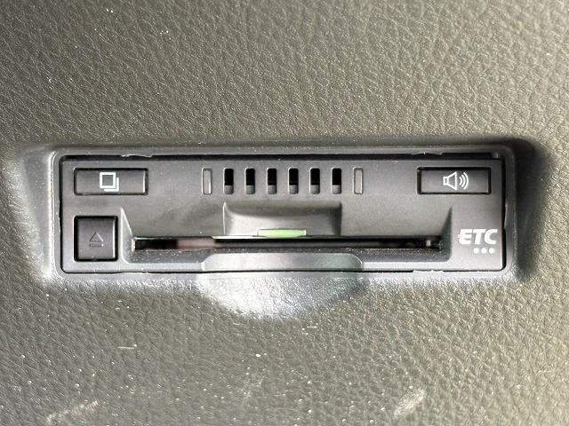 トヨタ Ｃ−ＨＲ ハイブリッド １．８ Ｇ ＬＥＤ エディション H30年 (近畿) 99