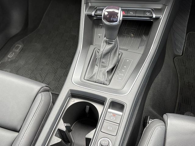 アウディ Ｑ３　スポーツバック ３５ ＴＤＩ クワトロ Ｓライン ディーゼルターボ ４ＷＤ R5年 (近畿) 99