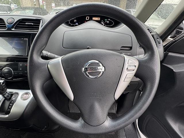 日産 セレナ ２．０ ２０Ｘ Ｓ－ＨＹＢＲＩＤ H26年 (近畿) 99