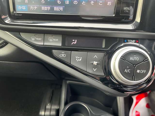 トヨタ アクア １．５ Ｇ H27年 (関東) 99