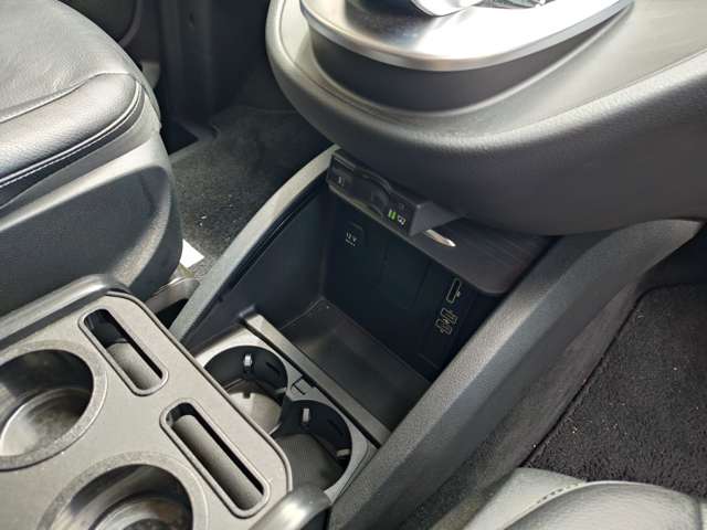 メルセデスベンツ Ｖクラス Ｖ２２０ Ｄ アバンギャルド ロング ディーゼルターボ H29年 (関東) 99