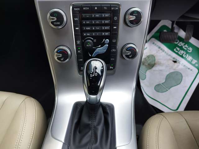 ボルボ Ｖ６０ Ｄ４ ダイナミック エディション ディーゼルターボ H29年 (関東) 99