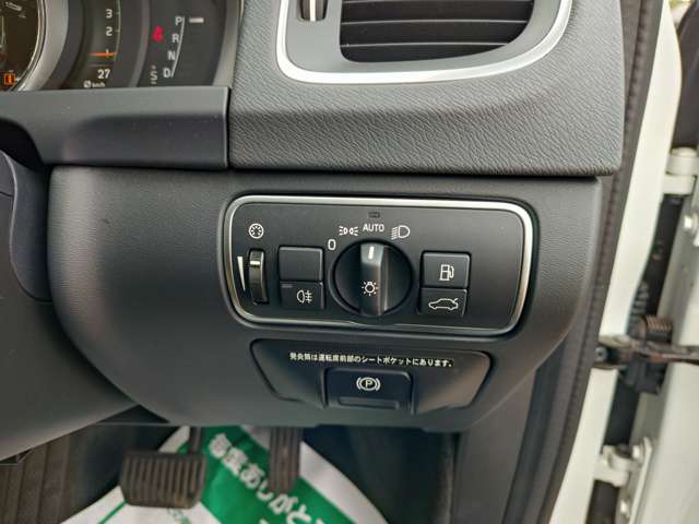 ボルボ Ｖ６０ Ｄ４ ダイナミック エディション ディーゼルターボ H29年 (関東) 99