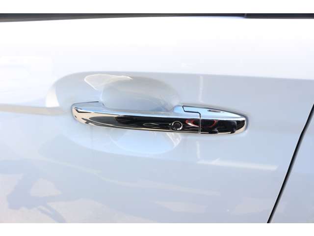 ホンダ Ｎ　ＢＯＸ カスタム ６６０ Ｌ R4年 (中国) 99