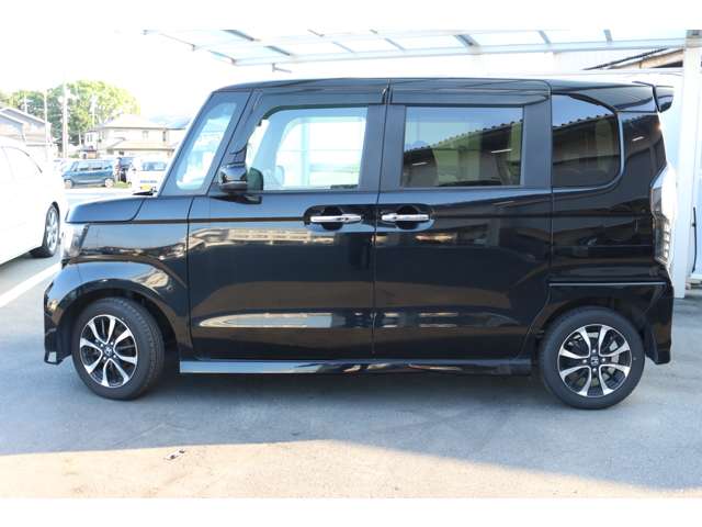 ホンダ Ｎ　ＢＯＸ カスタム ６６０ Ｇ Ｌ ホンダセンシング R2年 (中国) 99