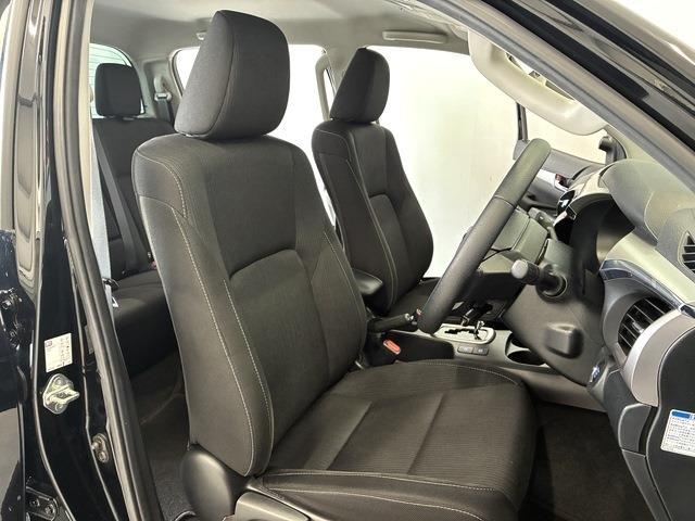トヨタ ハイラックス ２．４ Ｚ ディーゼルターボ ４ＷＤ R3年 (中国) 99