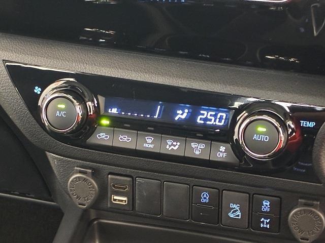トヨタ ハイラックス ２．４ Ｚ ディーゼルターボ ４ＷＤ R3年 (中国) 99