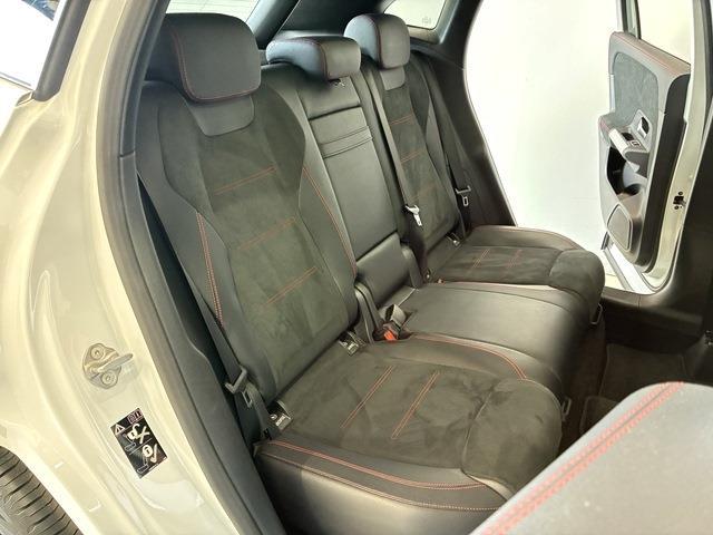メルセデスベンツ ＧＬＡクラス ＧＬＡ１８０ ＡＭＧラインパッケージ ＭＰ２０２２０２ R4年 (中国) 99