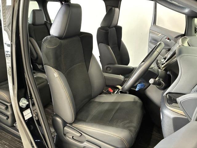 トヨタ ヴェルファイア ２．５ Ｚ ゴールデンアイズＩＩ R4年 (中国) 99