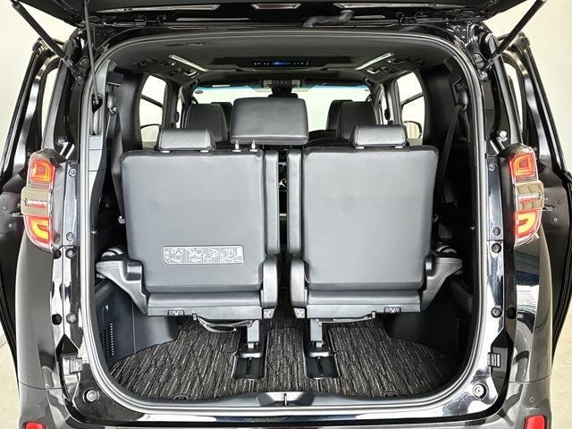 トヨタ ヴェルファイア ２．５ Ｚ ゴールデンアイズＩＩ R4年 (中国) 99