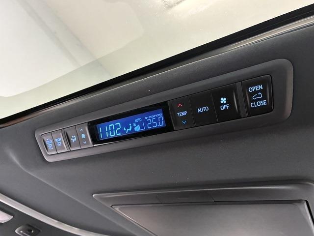 トヨタ ヴェルファイア ２．５ Ｚ ゴールデンアイズＩＩ R4年 (中国) 99
