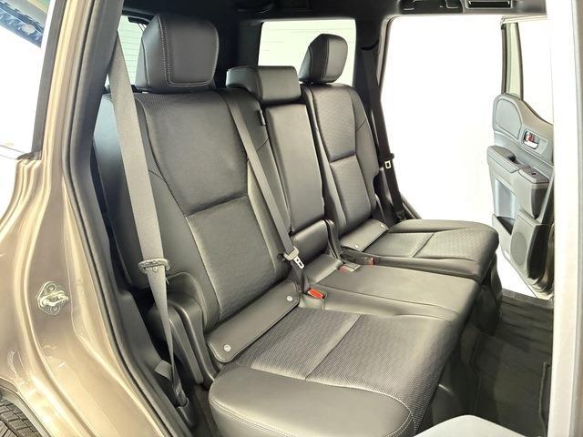 トヨタ ランドクルーザー２５０ ２．７ ＶＸ ４ＷＤ R7年 (中国) 99