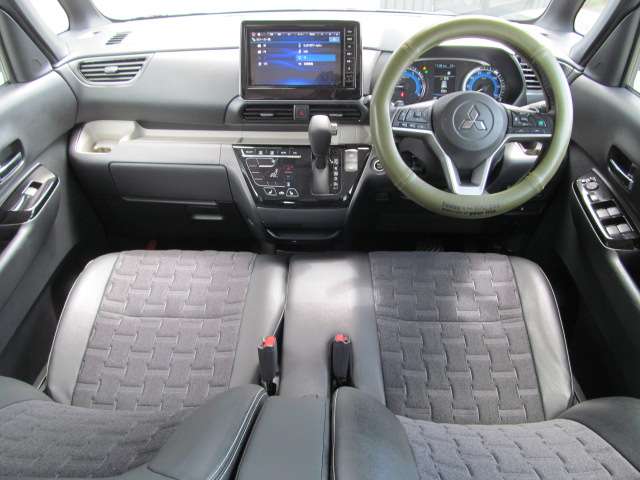 三菱 デリカ　ミニ ６６０ Ｔ プレミアム ４ＷＤ R5年 (中国) 99