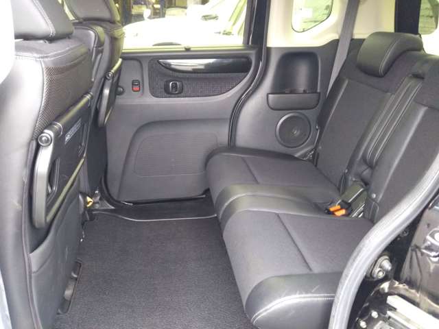 ホンダ Ｎ　ＢＯＸ ６６０ Ｇ ターボＬパッケージ H27年 (中国) 99