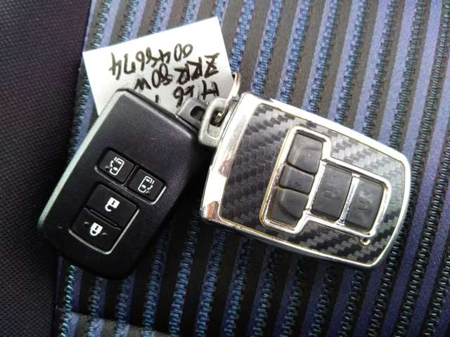 トヨタ ヴォクシー ２．０ ＺＳ H26年 (中国) 99