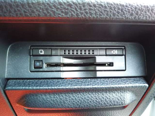 トヨタ ヴォクシー ２．０ ＺＳ H26年 (中国) 99