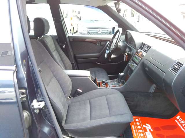 メルセデスベンツ Ｃクラス Ｃ２３０ H8年 (中国) 99
