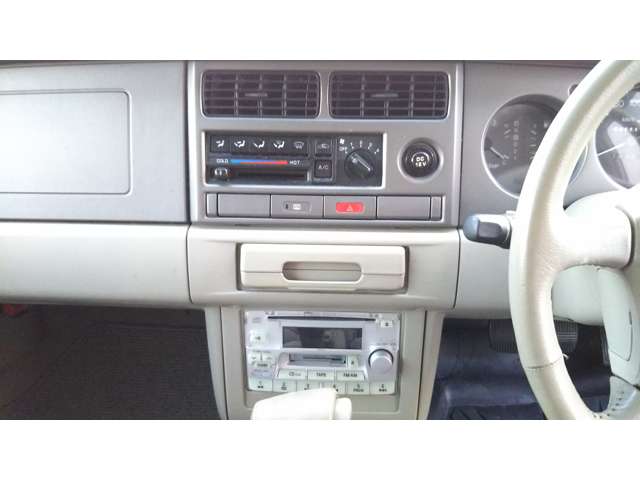 日産 ラシーン １．５ タイプＳ ４ＷＤ H13年 (中国) 99