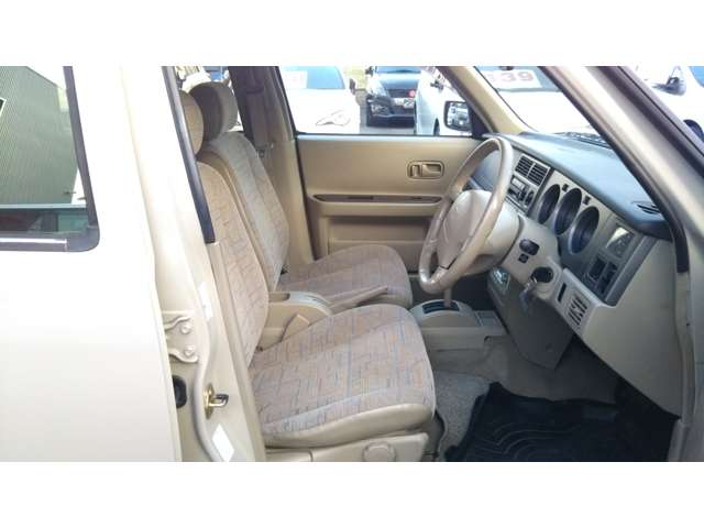 日産 ラシーン １．５ タイプＳ ４ＷＤ H13年 (中国) 99