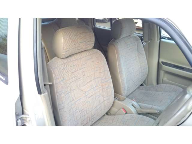 日産 ラシーン １．５ タイプＳ ４ＷＤ H13年 (中国) 99
