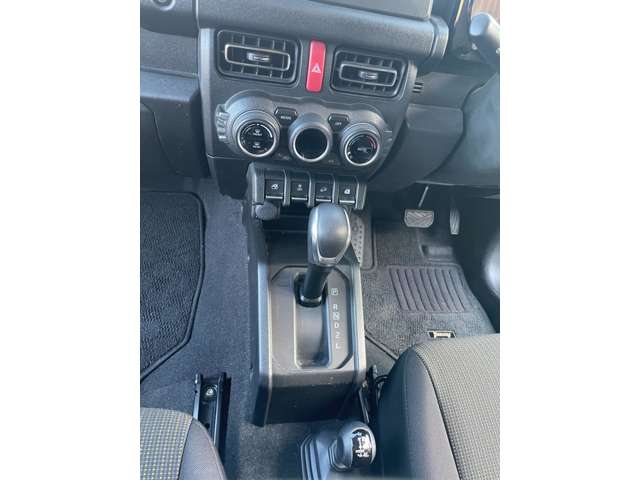 スズキ ジムニー ６６０ ＸＣ ４ＷＤ R2年 (中国) 99
