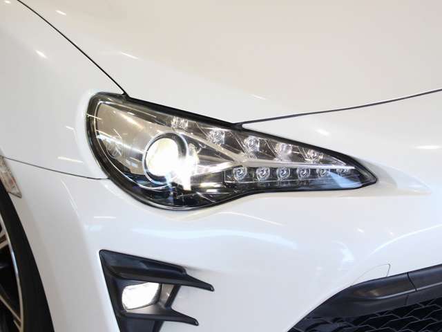 トヨタ ８６ ２．０ ＧＴ H29年 (四国) 99