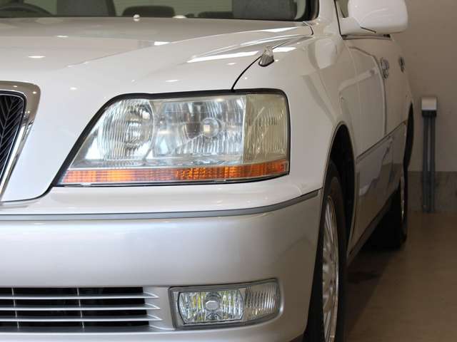 トヨタ クラウンマジェスタ ３．０ Ａタイプ H11年 (四国) 99