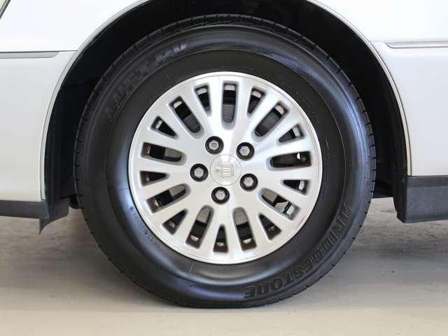 トヨタ クラウンマジェスタ ３．０ Ａタイプ H11年 (四国) 99
