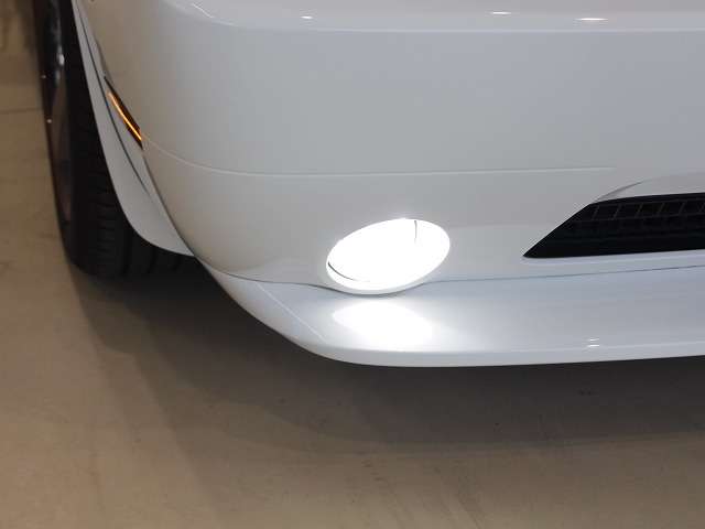 ダッジ チャレンジャー ＳＸＴ H27年 (四国) 99