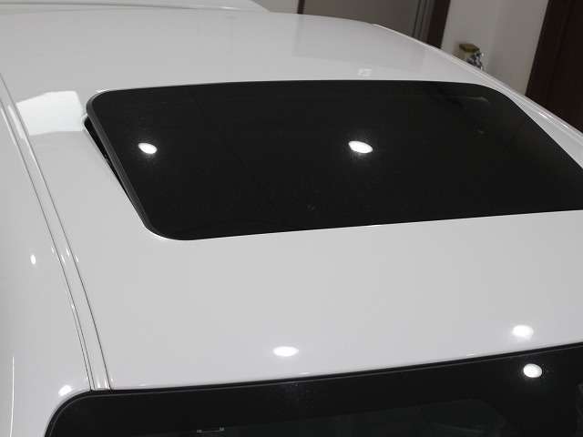 ダッジ チャレンジャー ＳＸＴ H27年 (四国) 99
