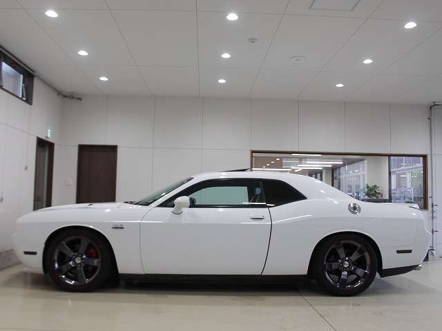 ダッジ チャレンジャー ＳＸＴ H27年 (四国) 99