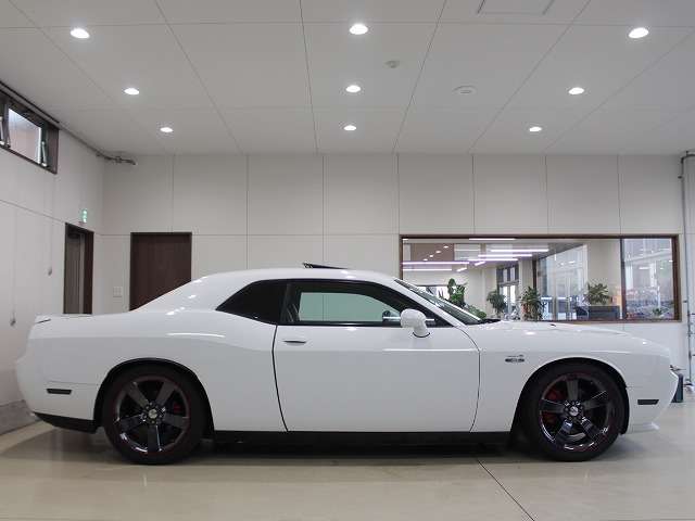 ダッジ チャレンジャー ＳＸＴ H27年 (四国) 99