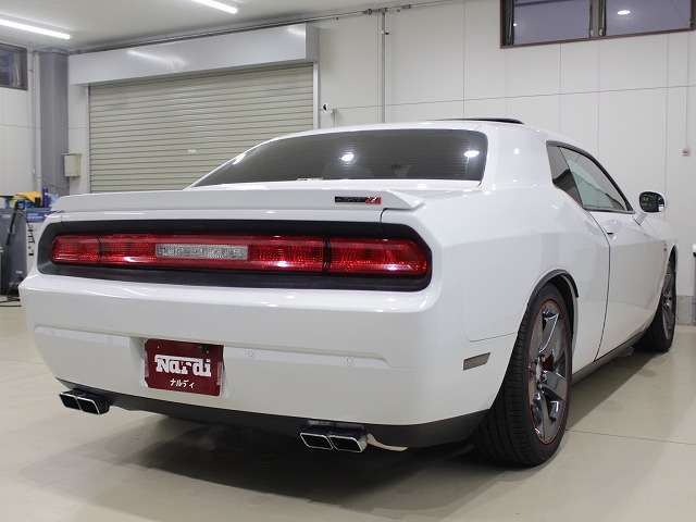 ダッジ チャレンジャー ＳＸＴ H27年 (四国) 99